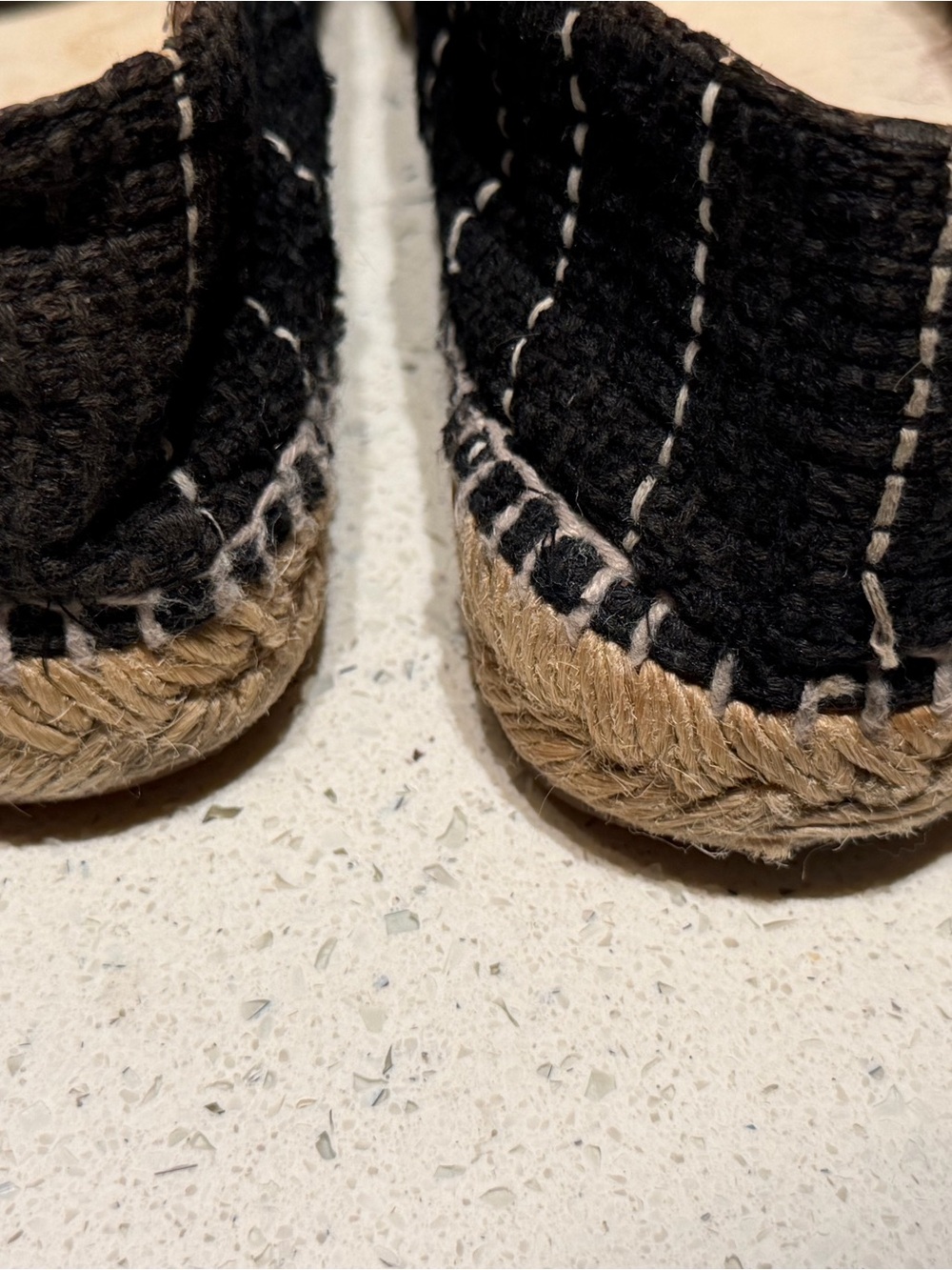CHANEL Black Tweed Espadrilles with Patent CC Cap Toe - Picture 3 of 12